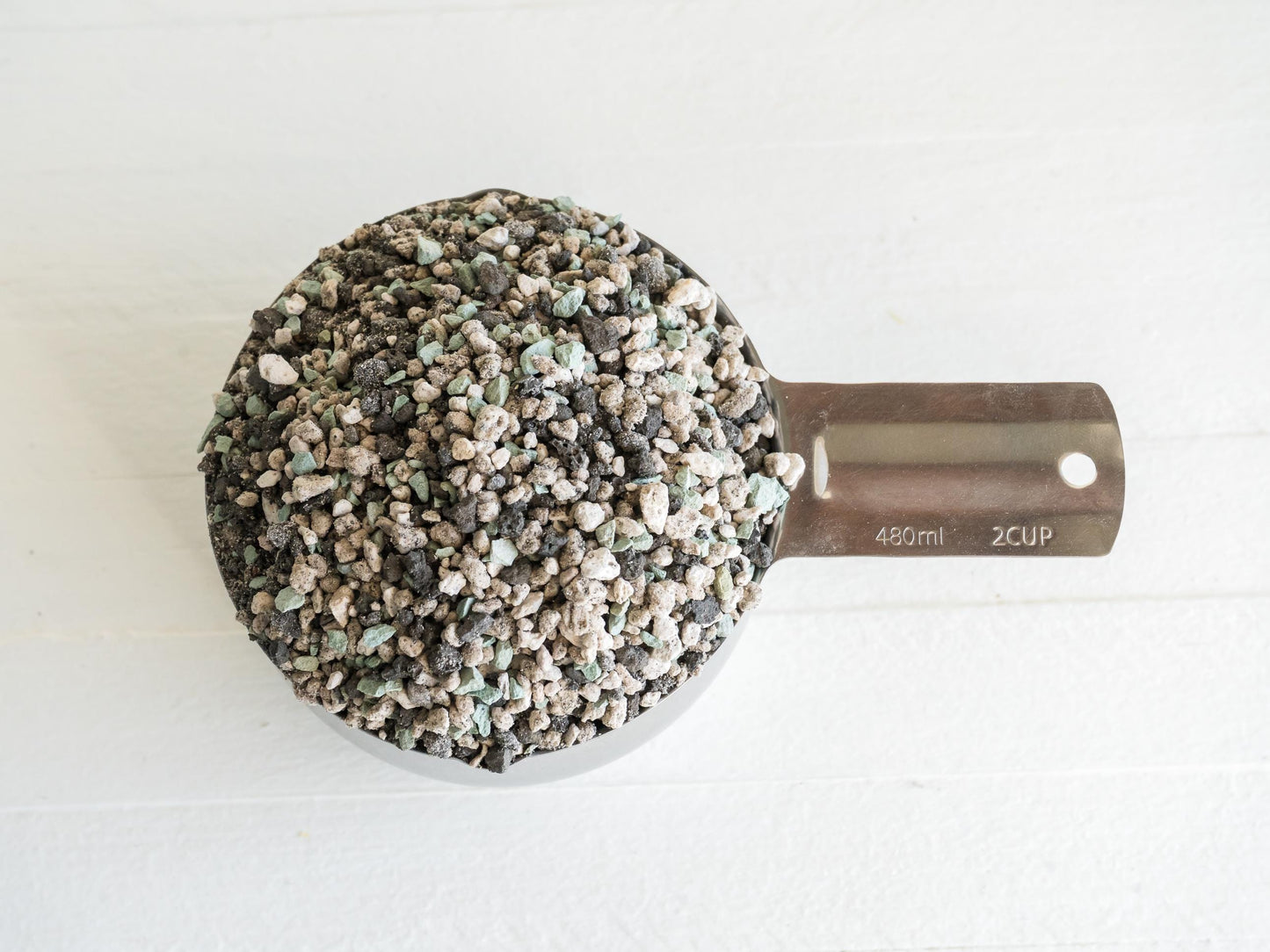 Pon Substrate Mix - Size is Very Close to Lechuza - 1 Gallon / 4 Quarts / 16 Cups